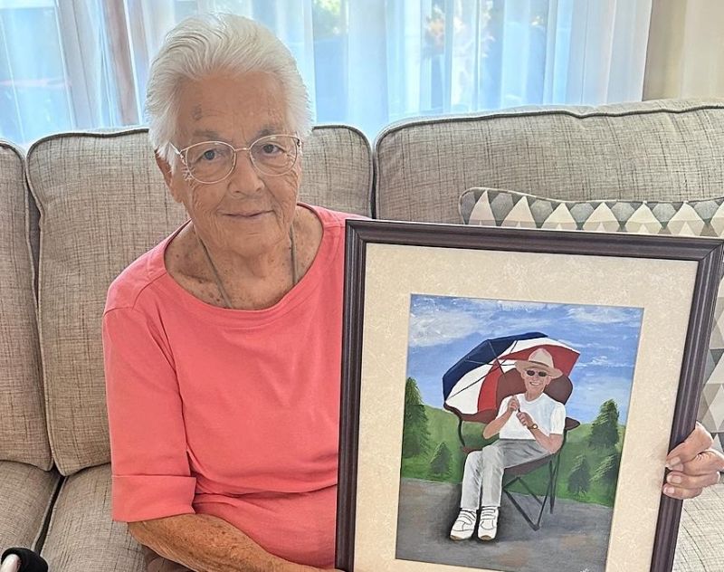 At 98, Dover woman finds joy and purpose through painting