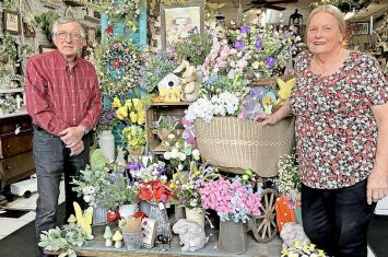 Crafty couple brings treasures to Brewster