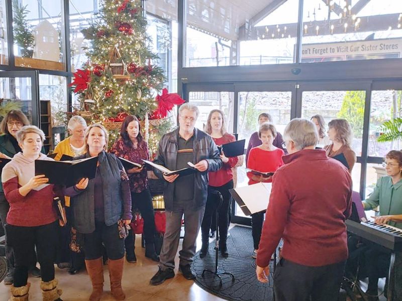 HCA taking sign-ups for choir, Spanish classes