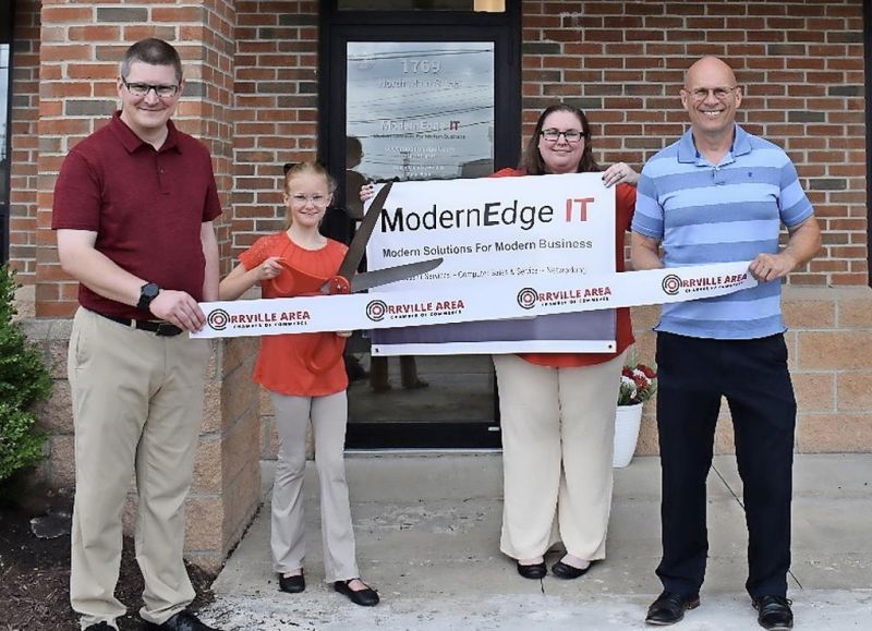 ModernEdge IT celebrates opening with ribbon cutting