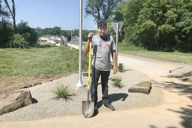Omran spruces up the trail to earn Eagle Scout merit