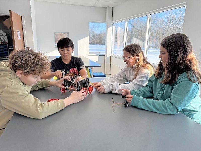 Orrville Area Boys & Girls Club uses grant to buy Maker Cart