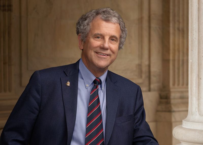 Sherrod Brown announces loan to improve electricity services