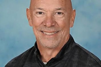 Strasburg names Neidenthal new boys basketball coach