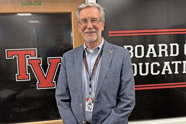 Tuscarawas Valley BOE accepts resignation of longtime member