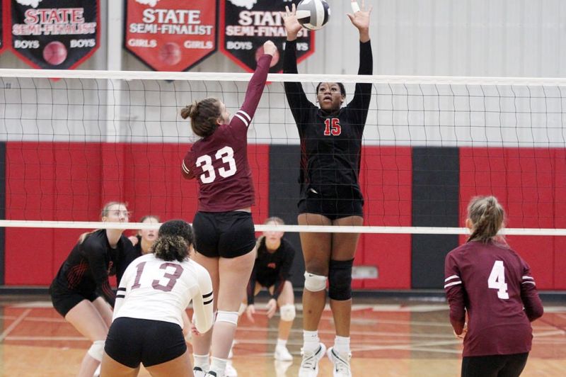Two Avas help to spark rise of Hiland volleyball